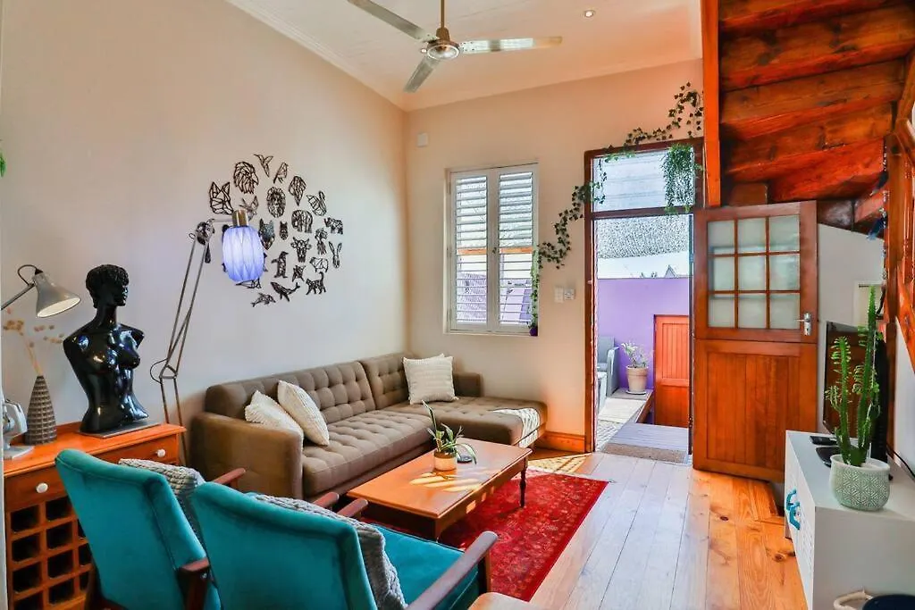 Quirky 2 Bed Home Parking Wi-Fi Backup Power ケープタウン 別荘